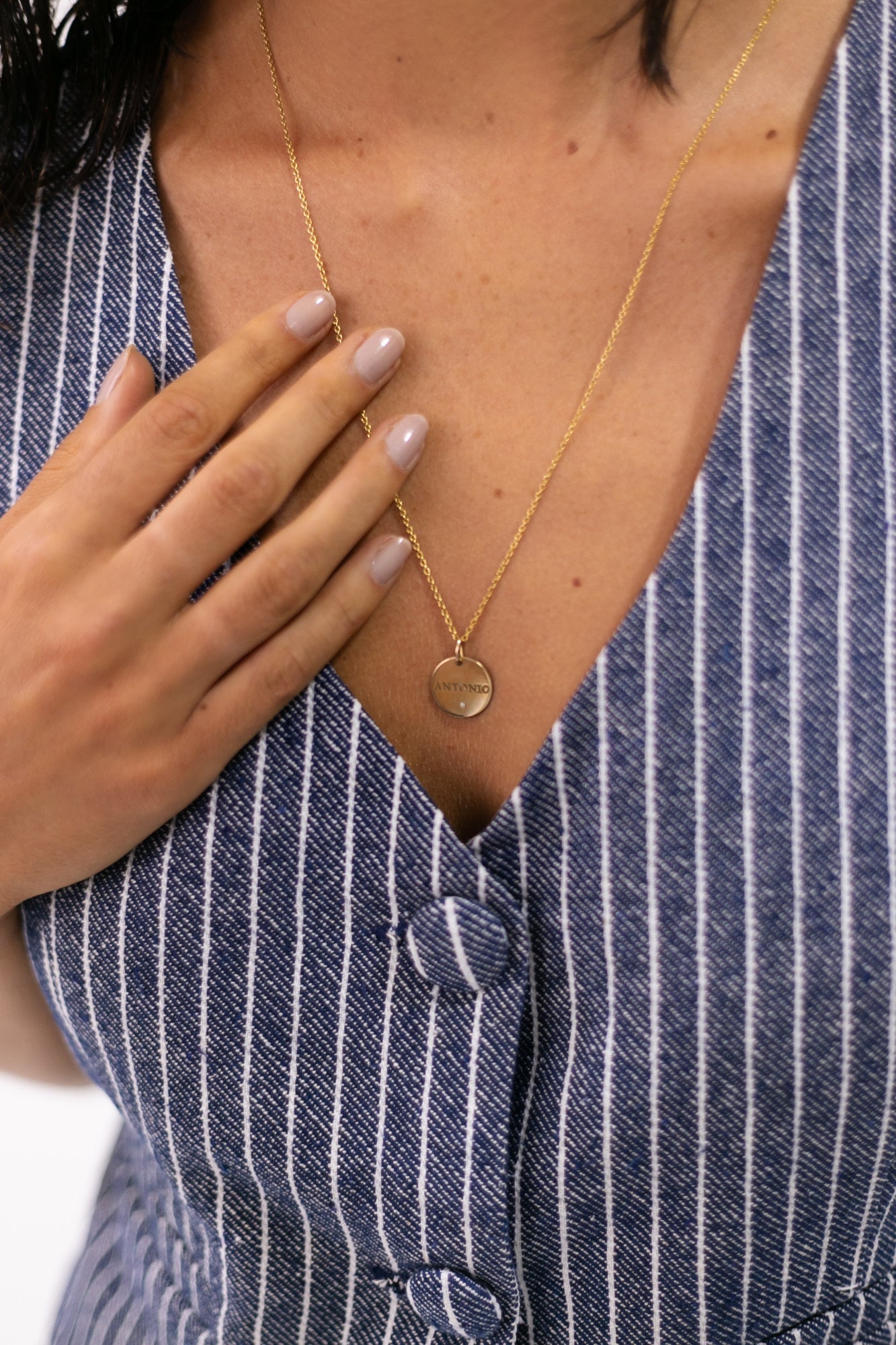 PINGENTE MEDALHA PERSONALIZADA- OURO 18K E DIAMANTE