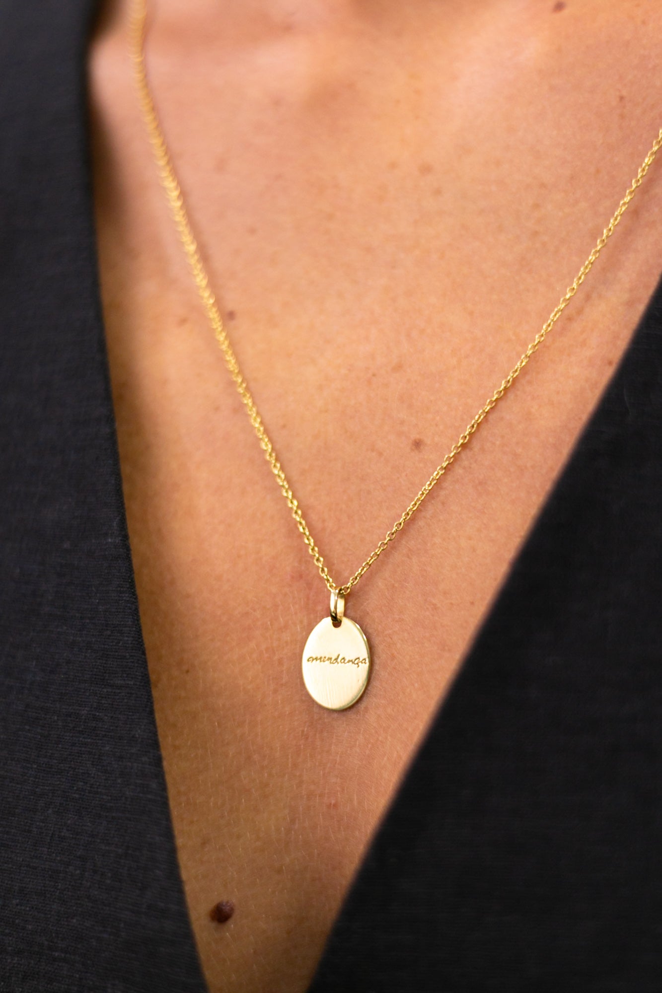 PINGENTE MEDALHA DIGITAL - OURO 18k