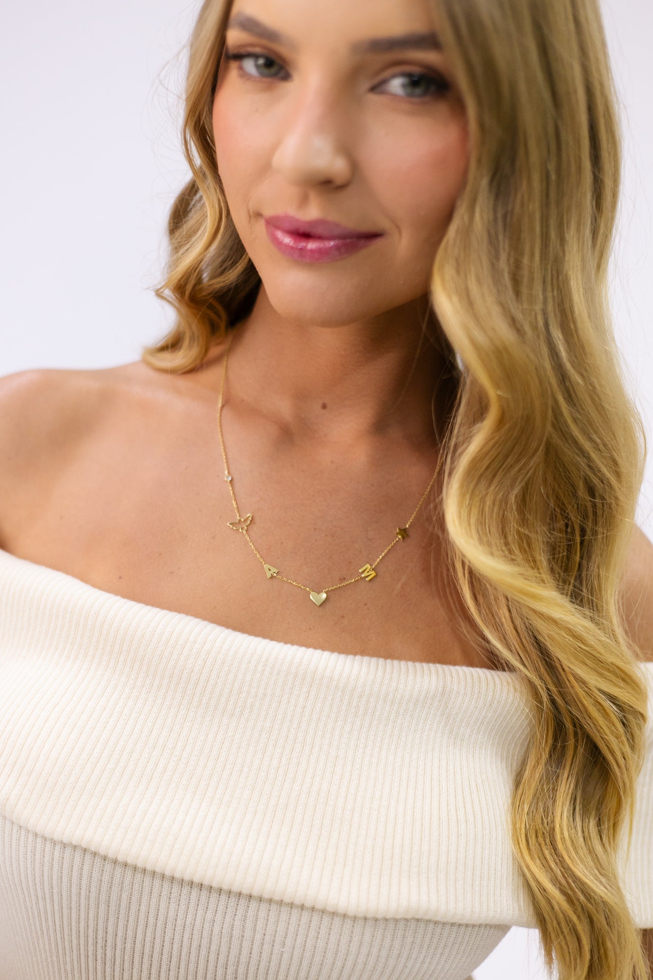 COLAR 6 LETRAS OU SÍMBOLOS – OURO 18K