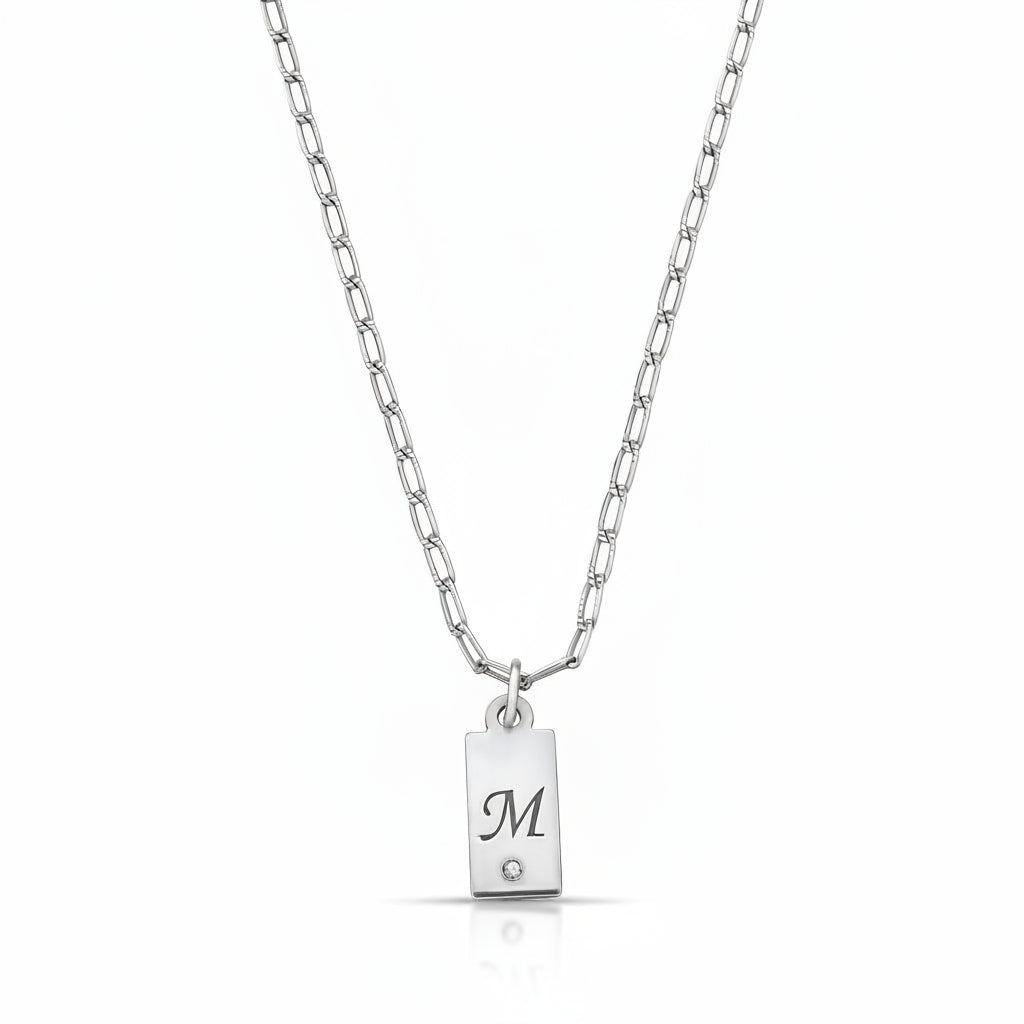PINGENTE PLAQUINHA INICIAL LOU - Prata 925 Marine Joias