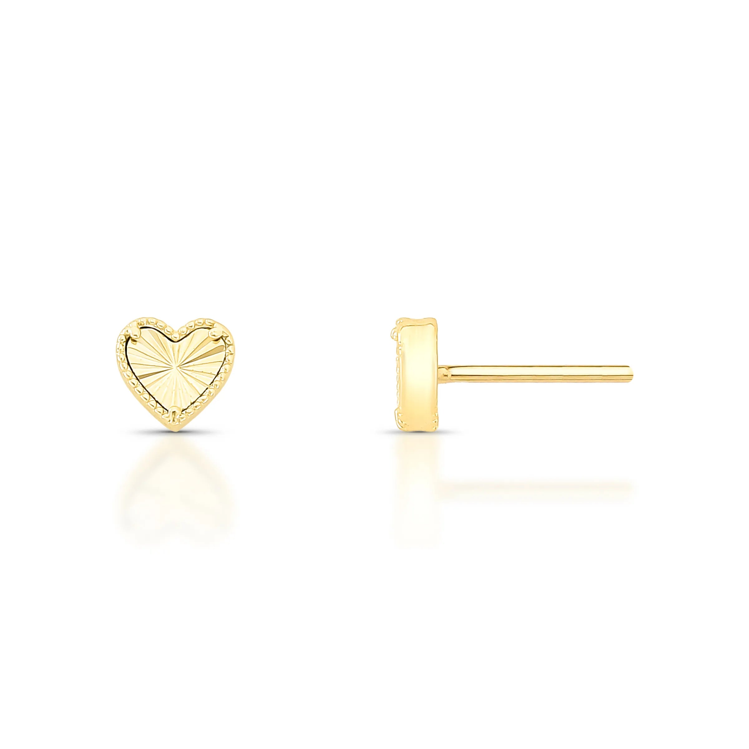 BRINCO MINI CORAÇÃO DESENHADO – Ouro 18k Marine Joias