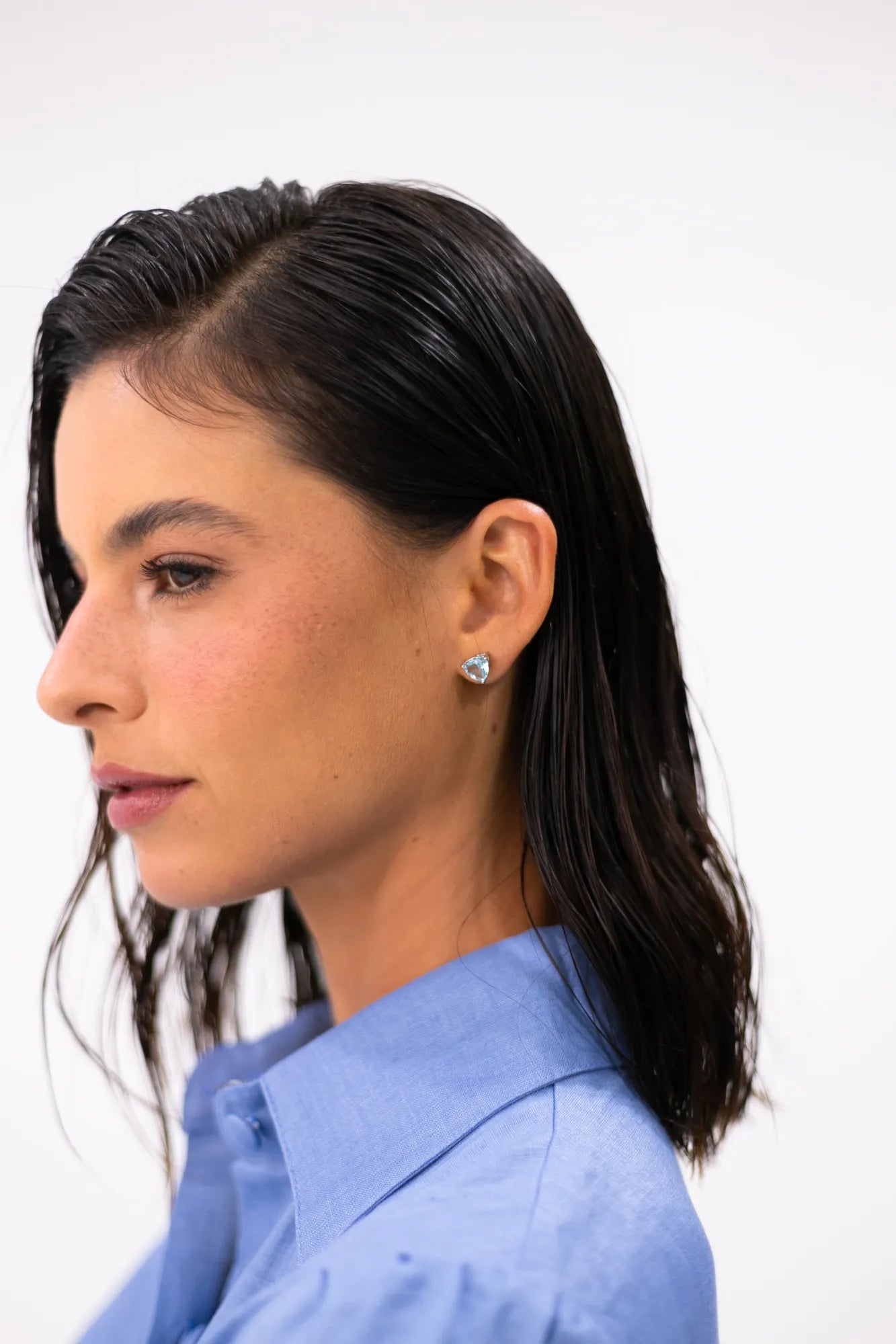 BRINCO TRILLION TOPÁZIO SKY – Ouro 18k Marine Joias