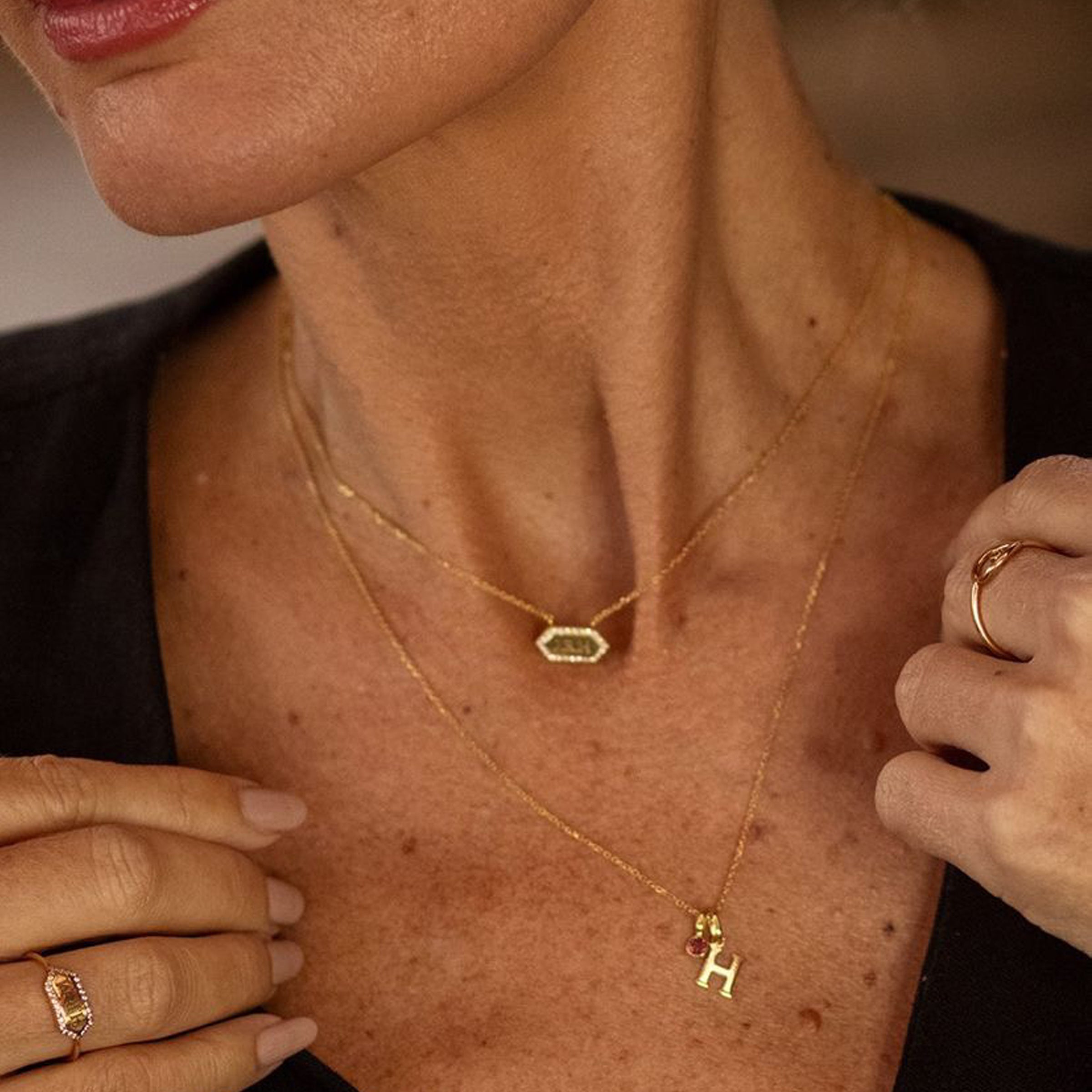 COLAR TAG – OURO 18K E DIAMANTES Marine Joias