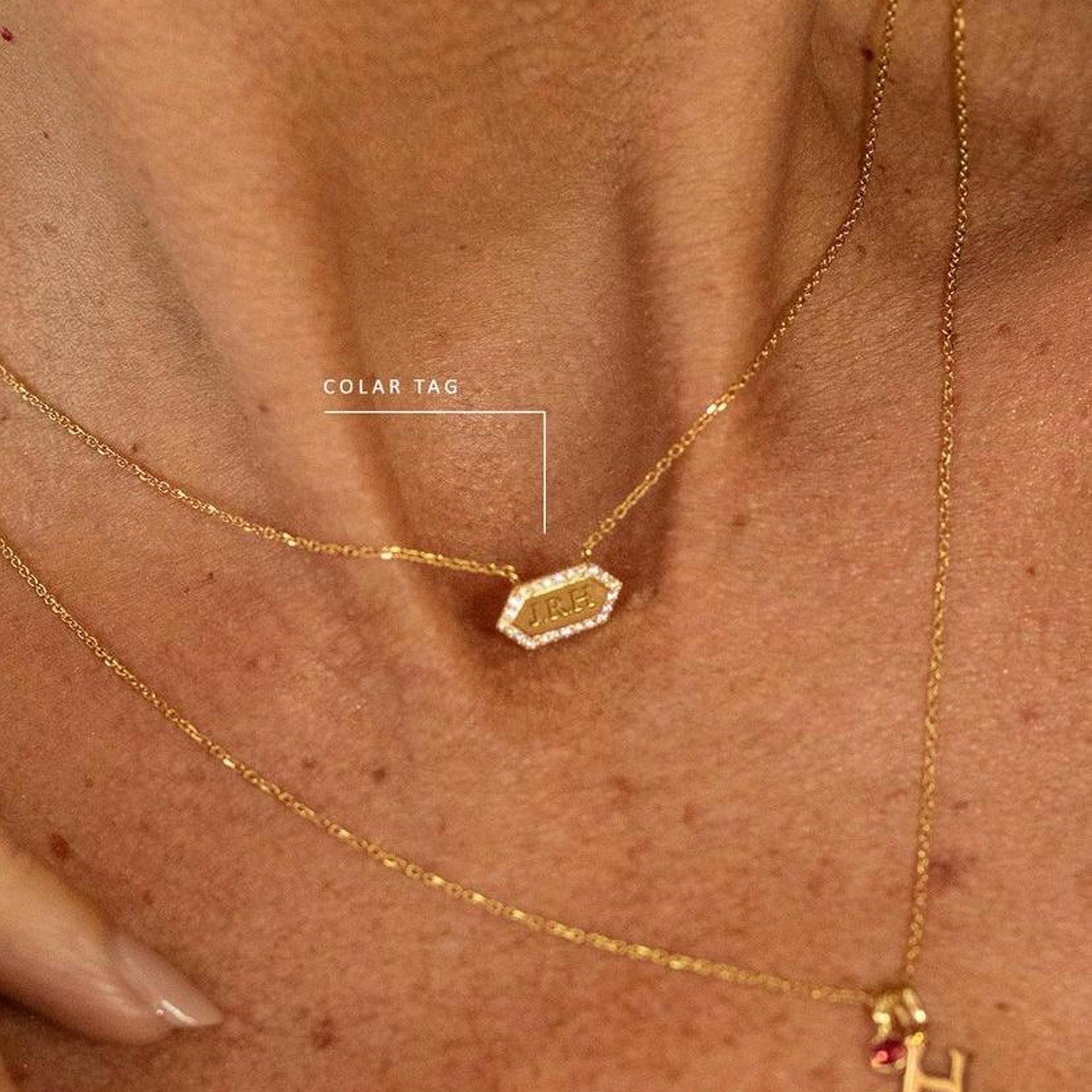 COLAR TAG – OURO 18K E DIAMANTES Marine Joias