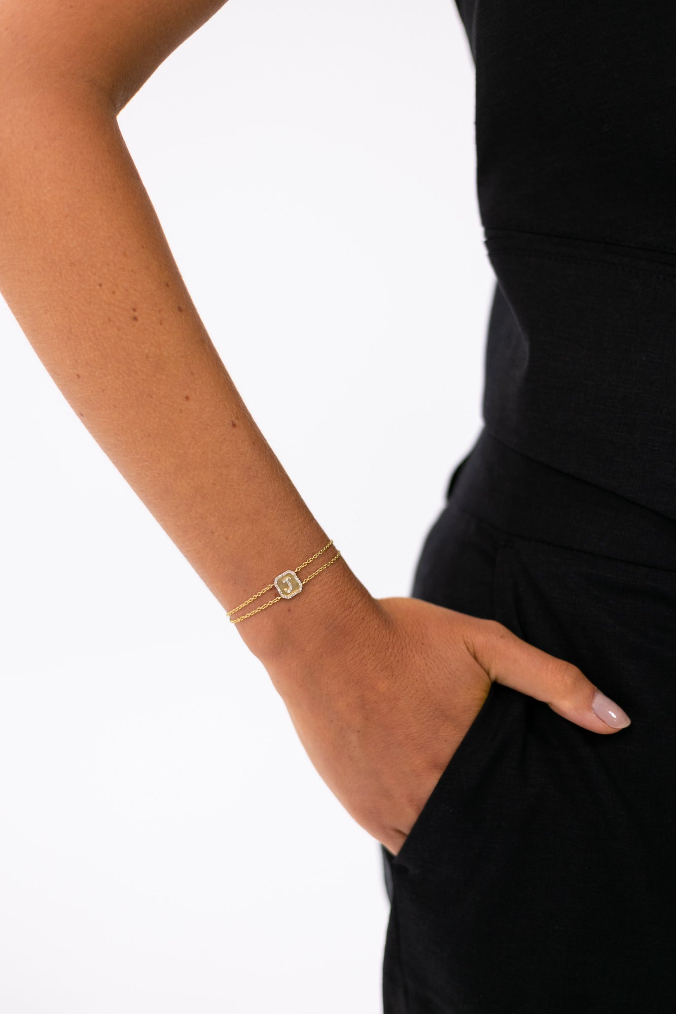 PULSEIRA FRAME - PRATA E SAFIRAS