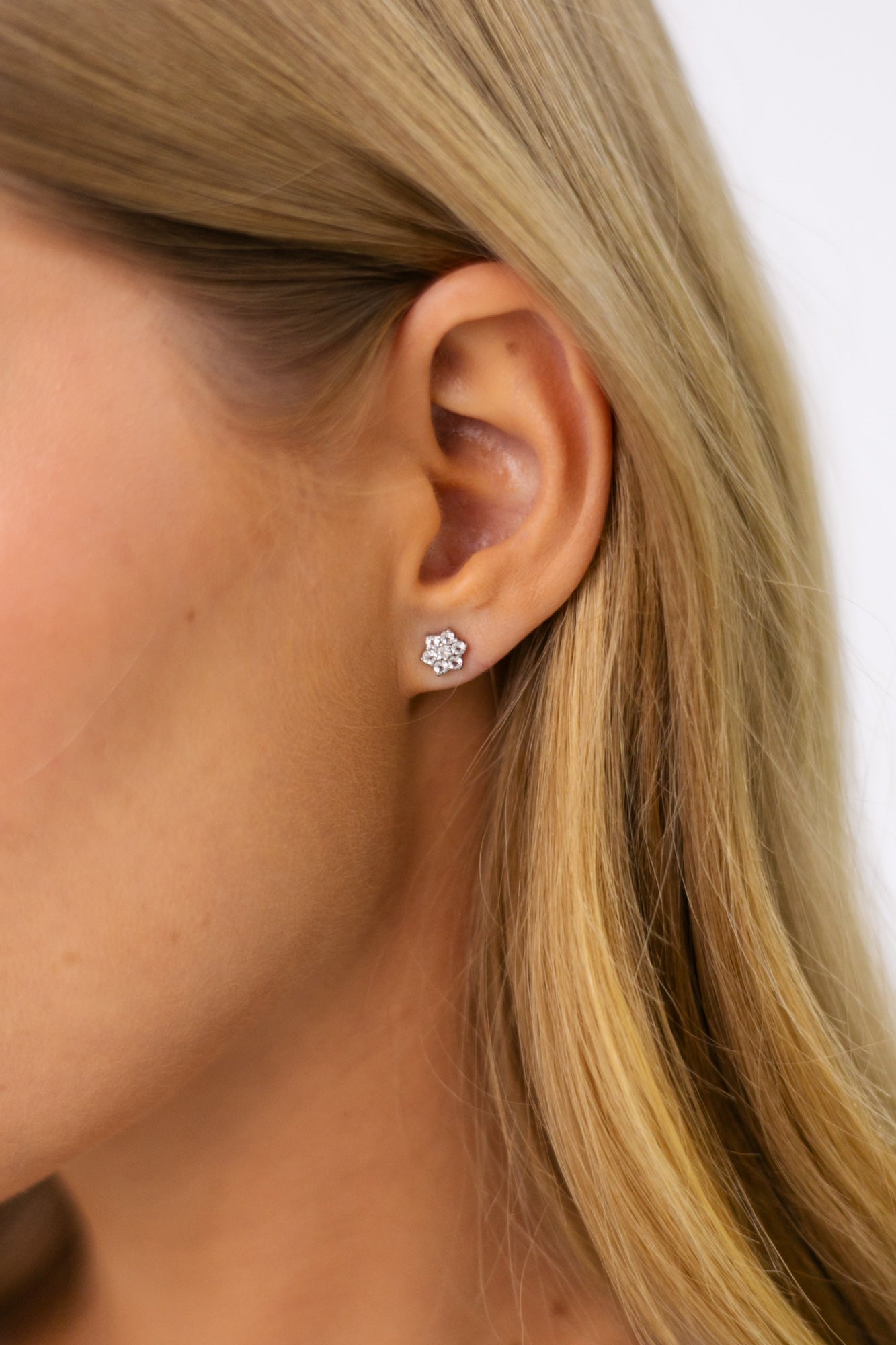 BRINCO FLOR M - OURO 18K E DIAMANTES