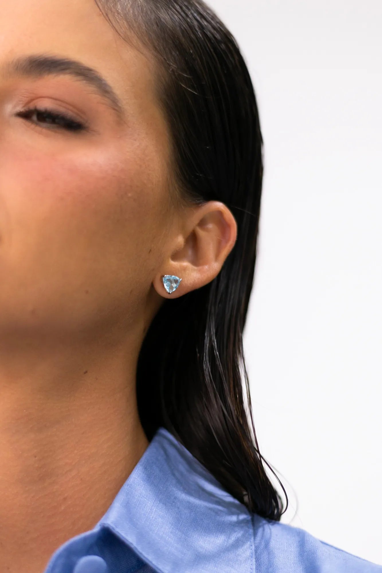 BRINCO TRILLION TOPÁZIO SKY – Ouro 18k Marine Joias