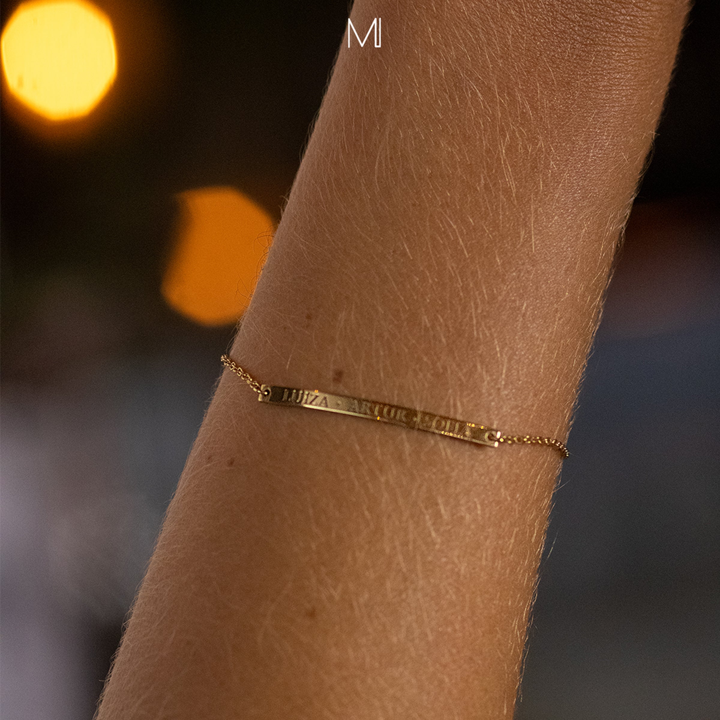 PULSEIRA PLAQUINHA- OURO 18K